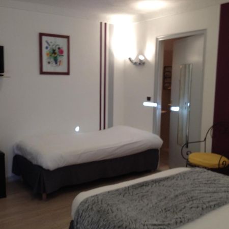 Saint-Martin-de-Castillon Hotel Lou Caleu Restaurant Le Rocher Des Abeilles מראה חיצוני תמונה