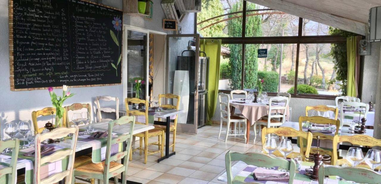 Saint-Martin-de-Castillon Hotel Lou Caleu Restaurant Le Rocher Des Abeilles מראה חיצוני תמונה