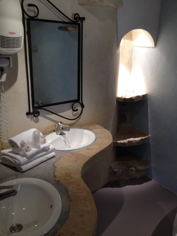 Saint-Martin-de-Castillon Hotel Lou Caleu Restaurant Le Rocher Des Abeilles חדר תמונה