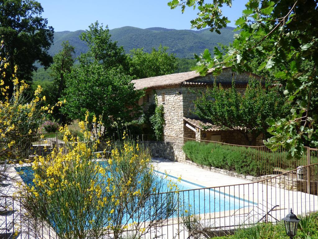 Saint-Martin-de-Castillon Hotel Lou Caleu Restaurant Le Rocher Des Abeilles מראה חיצוני תמונה
